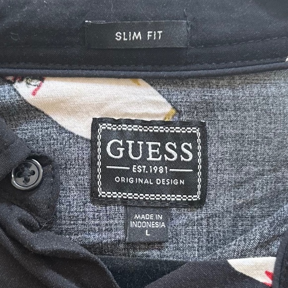 Men's GUESS Slim Fit Short Sleeve Collared Bowling Shirt - Size Men's L - Picture 11 of 14